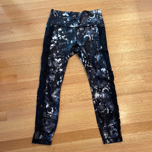 Lululemon Leggings - Picture 1 of 3